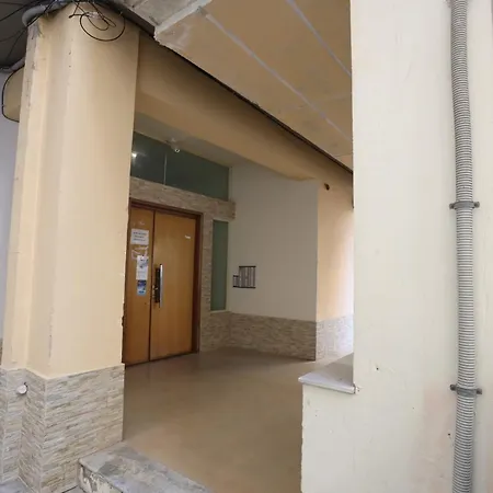 Rigold Spacious - Lungomare Apartment